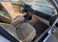 Volkswagen Golf Sedan