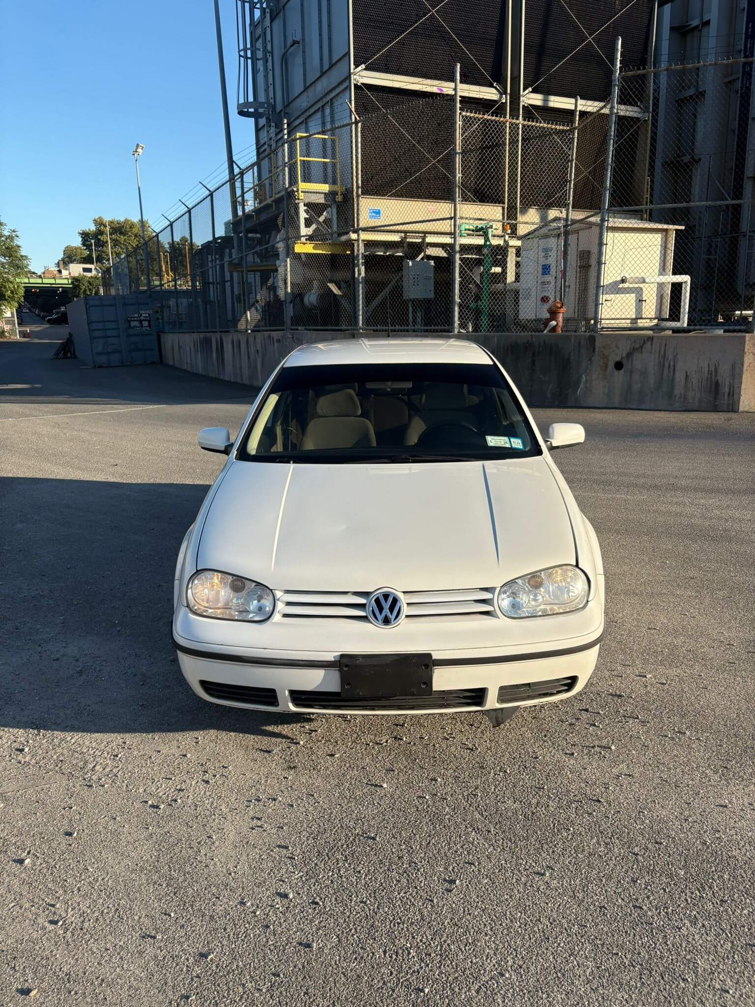 Volkswagen Golf Sedan