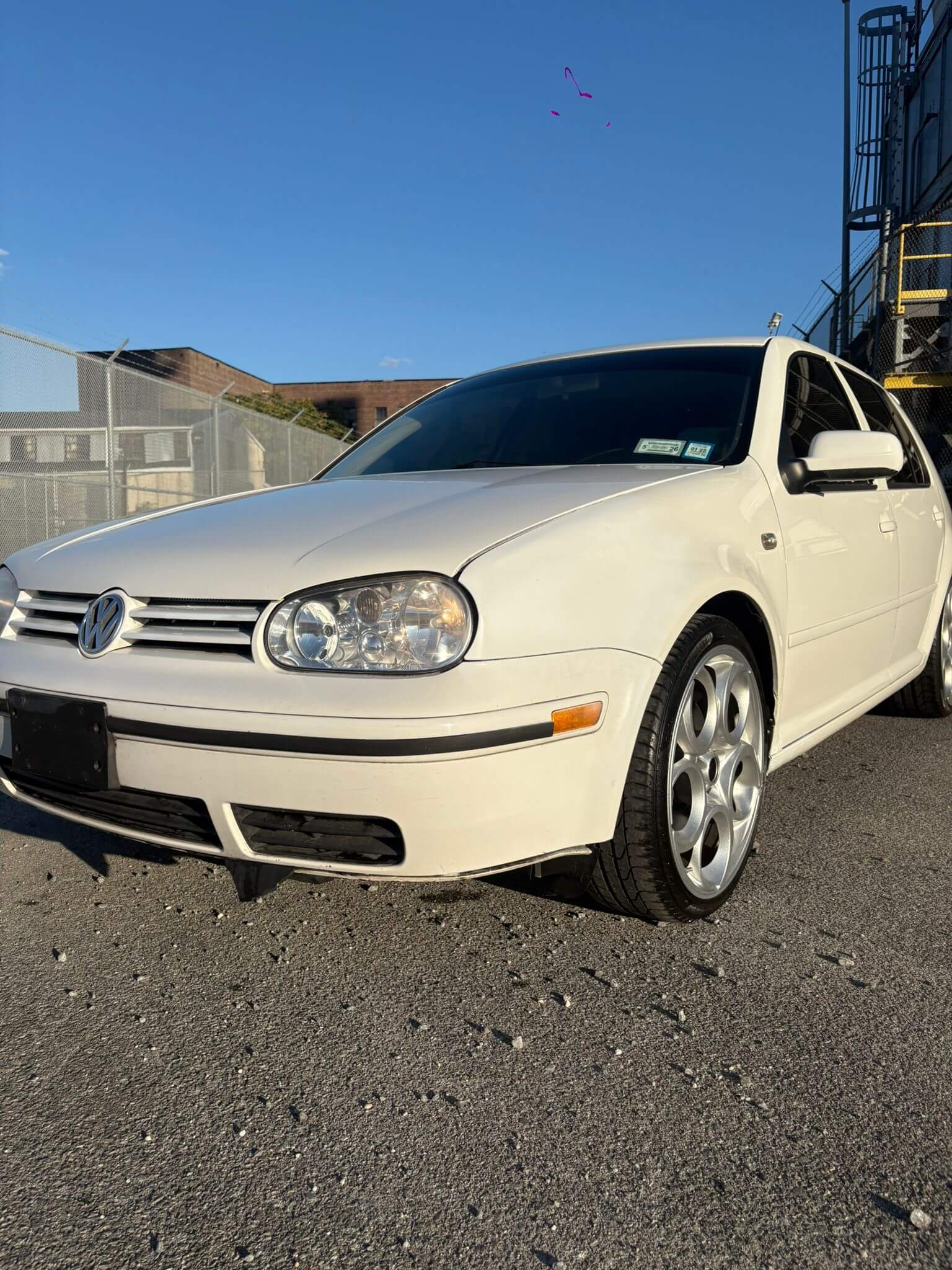 Volkswagen Golf Sedan