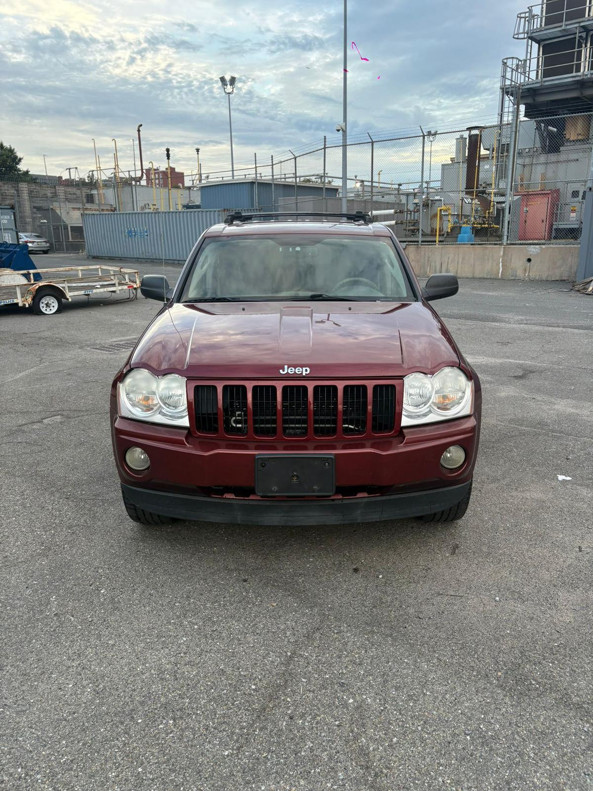 Jeep Grand Cherokee Laredo V6