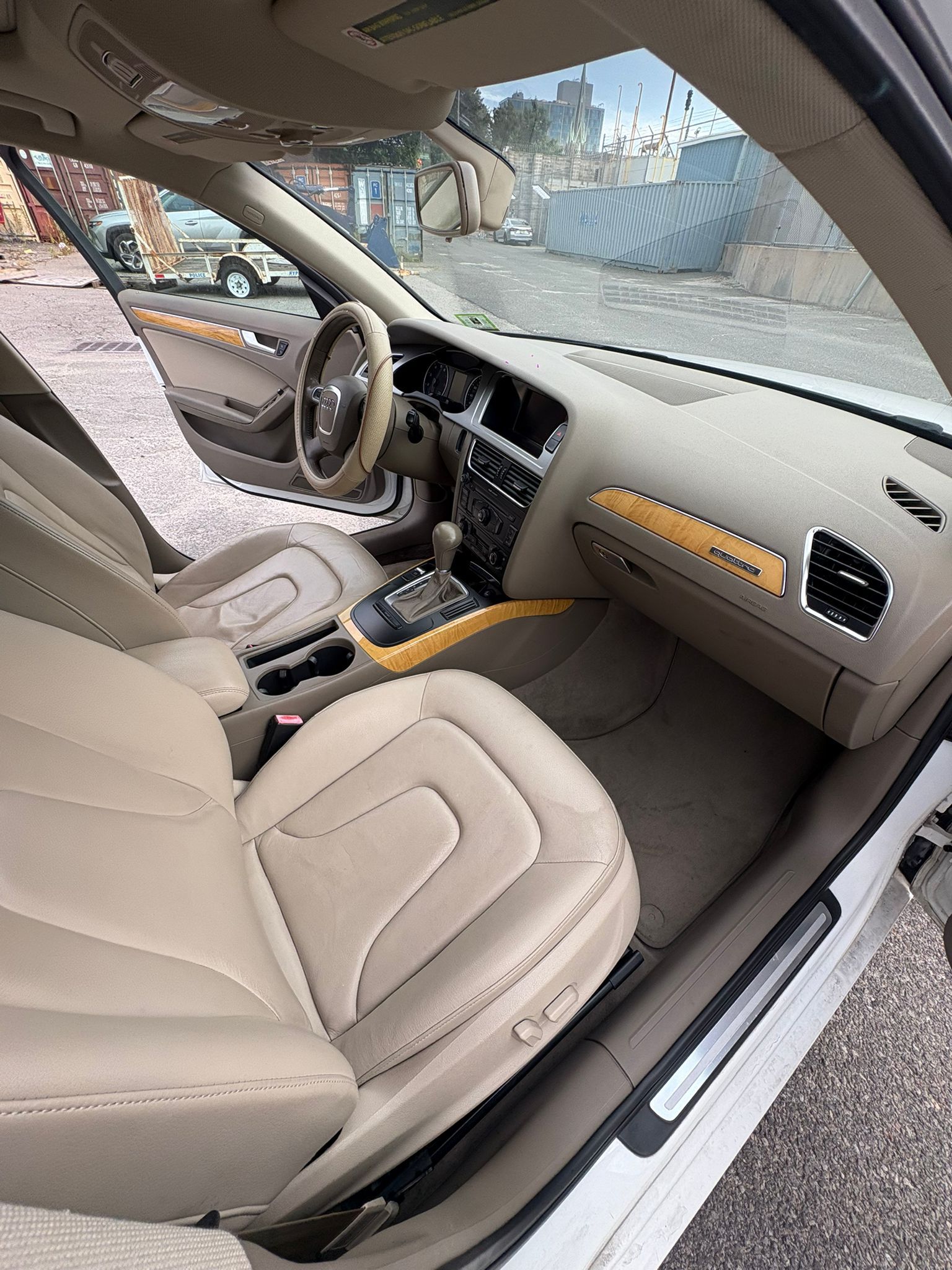 Audi A4 2.0T Premium Plus