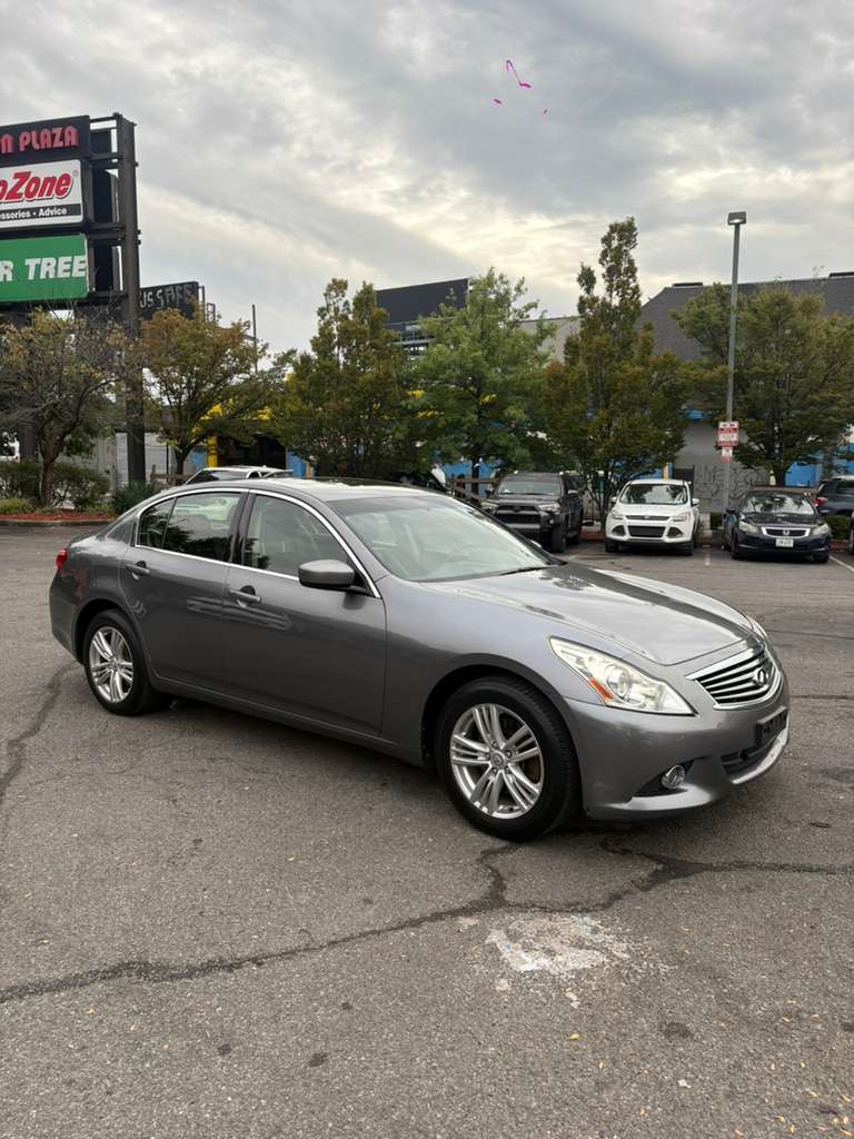 Infiniti G37x