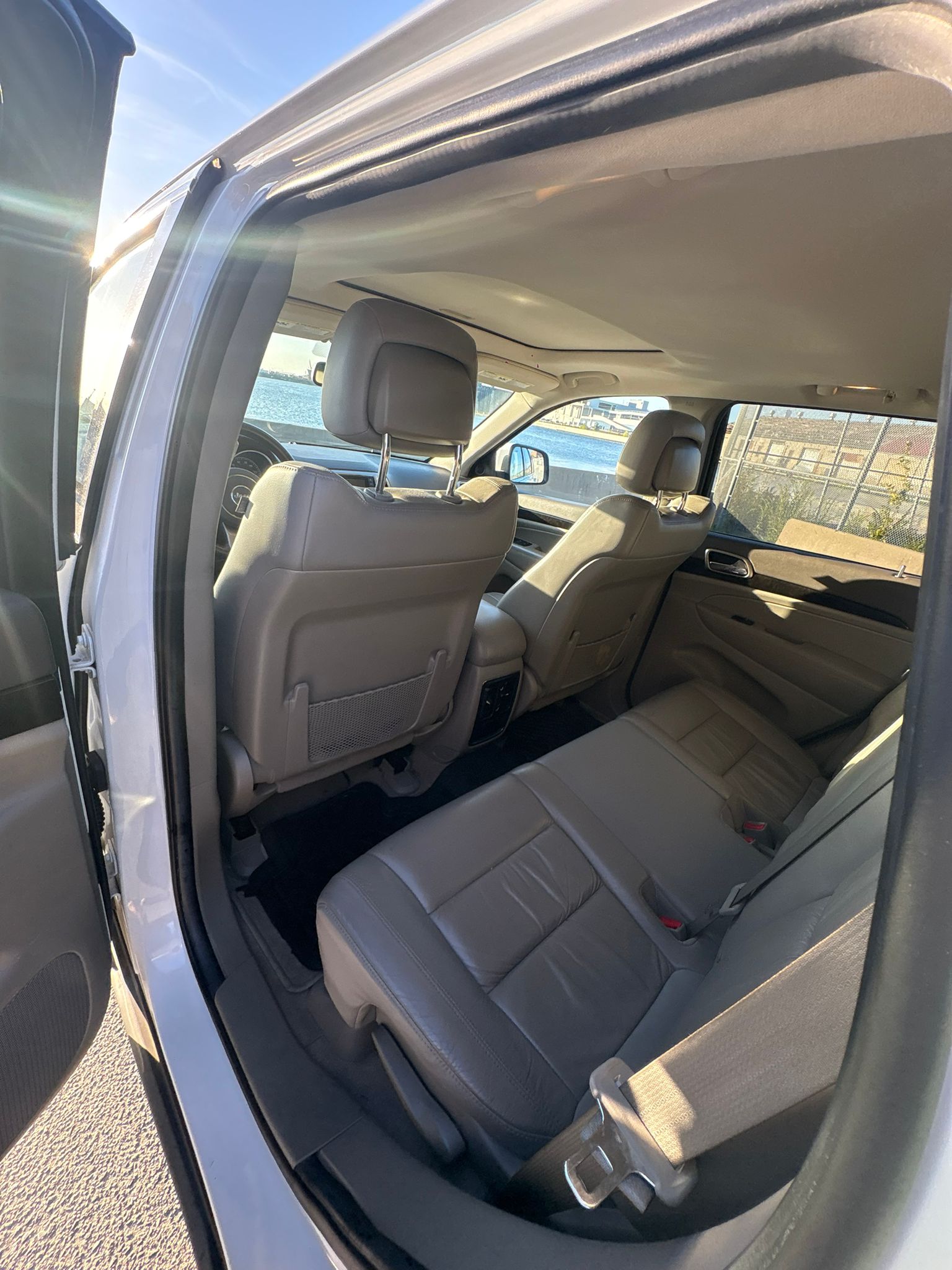 Jeep Grand Cherokee Limited – V6