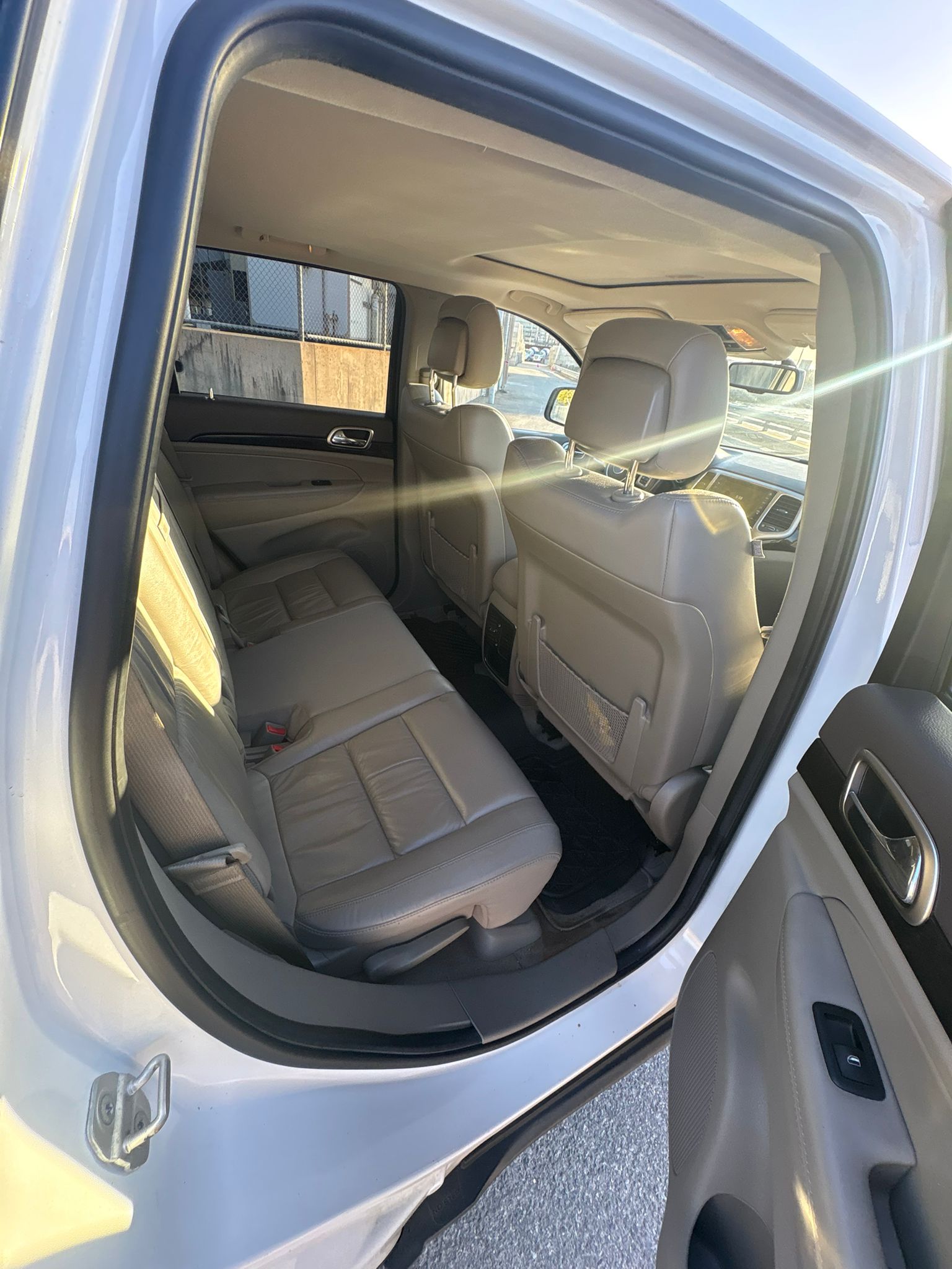 Jeep Grand Cherokee Limited – V6