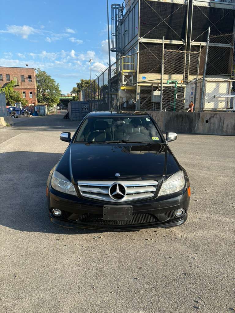 Mercedes-Benz C300 4MATIC