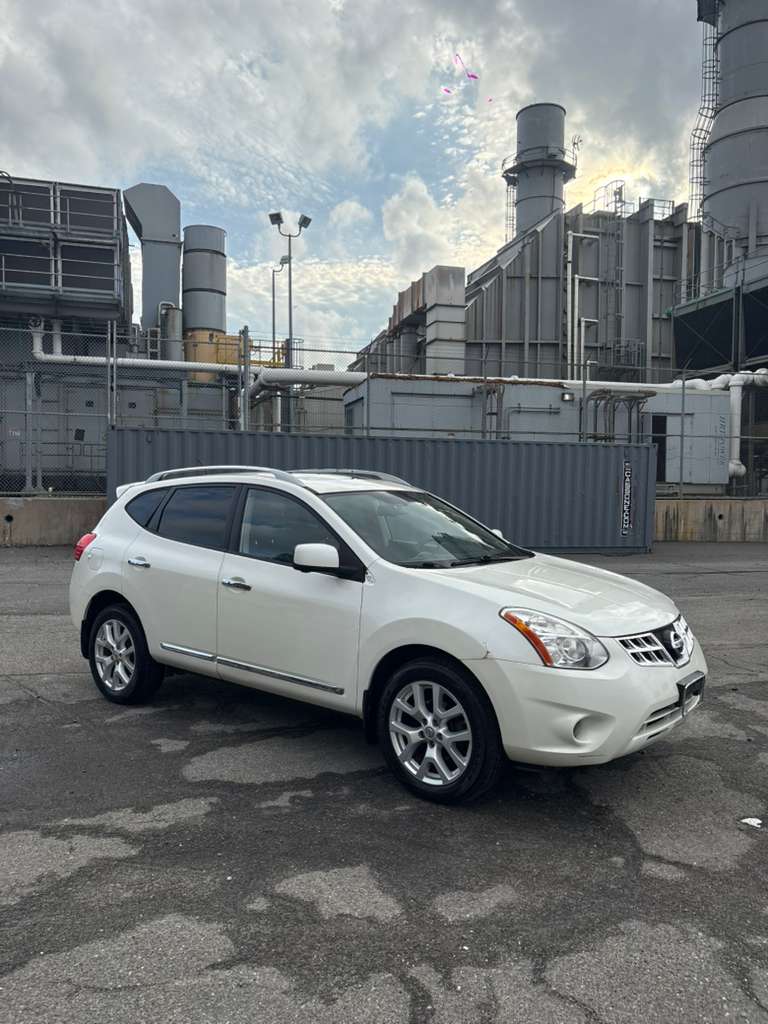 Nissan Rogue SL