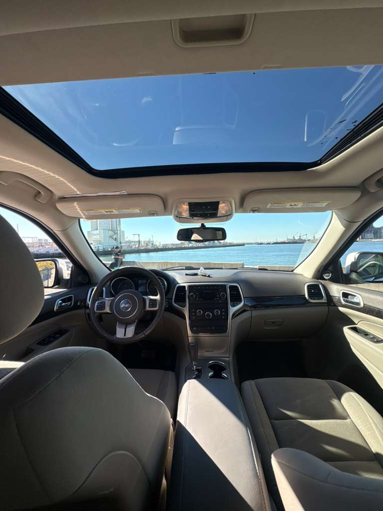 Jeep Grand Cherokee Laredo