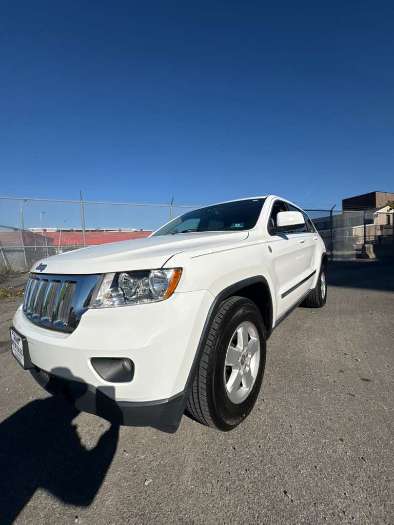 Jeep Grand Cherokee Laredo