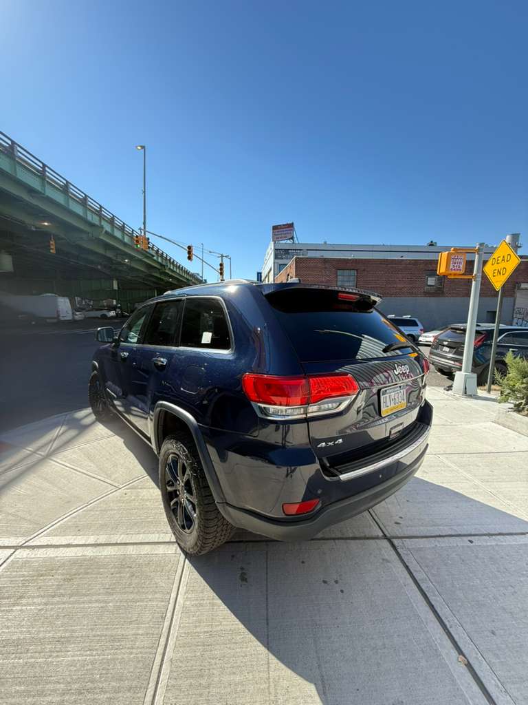 Jeep Grand Cherokee Limited 4×4 Fully Loaded SUV