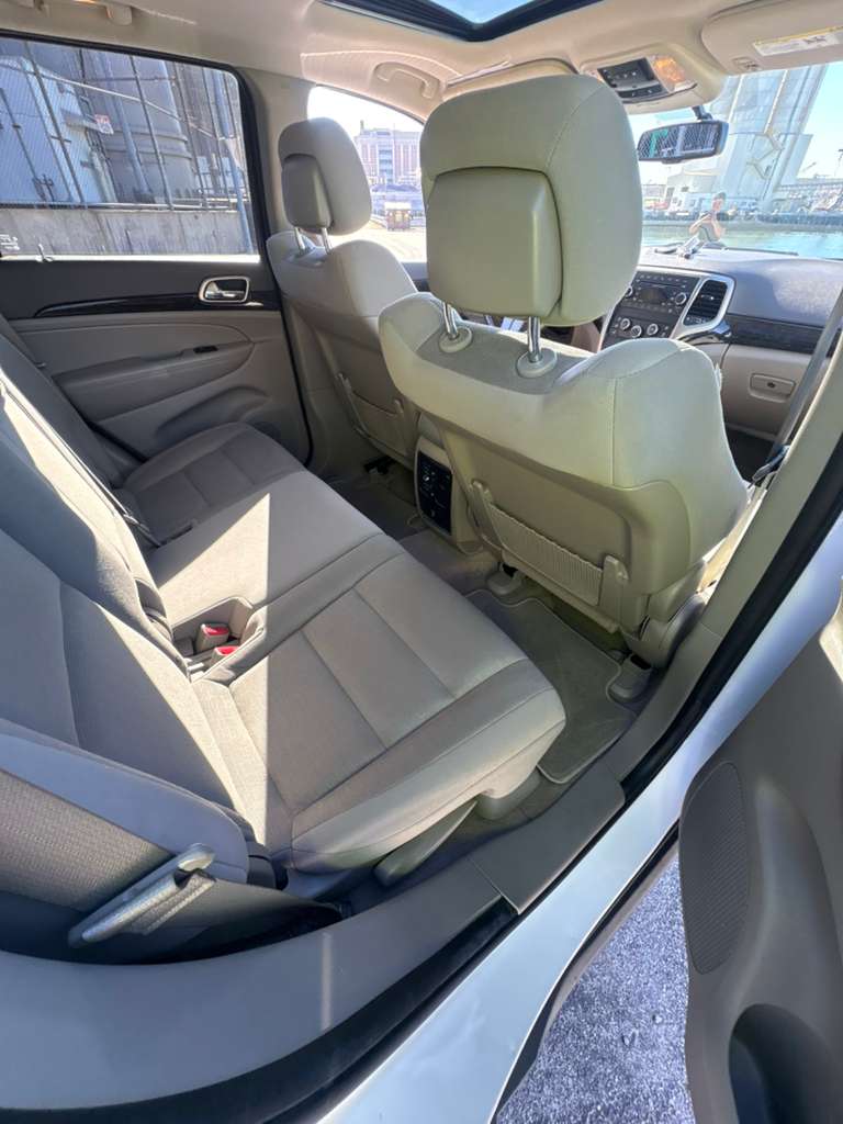 Jeep Grand Cherokee Laredo