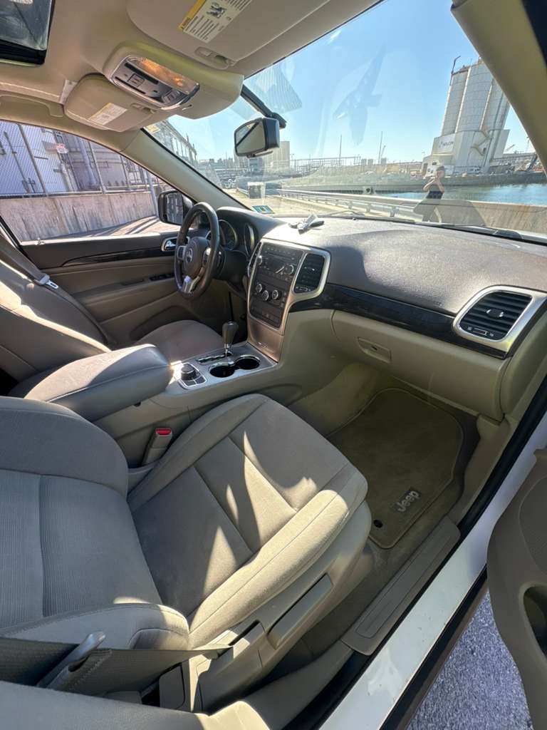 Jeep Grand Cherokee Laredo