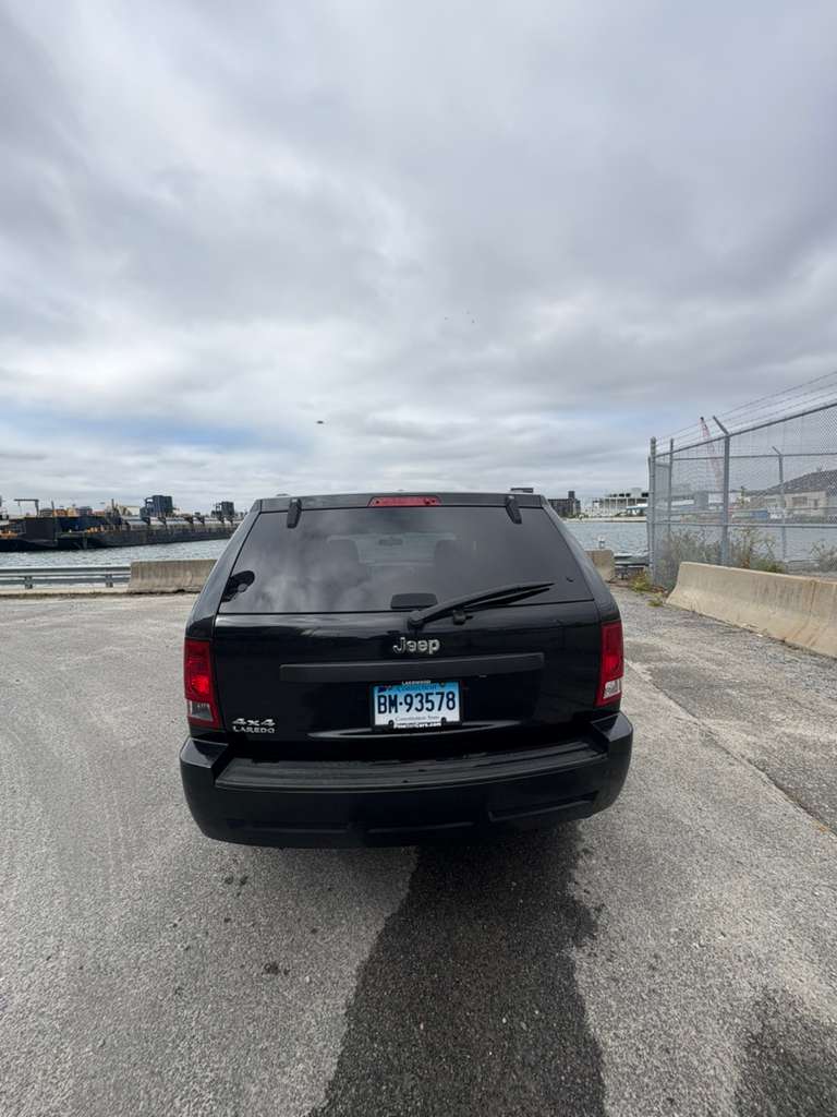 Jeep Grand Cherokee Laredo