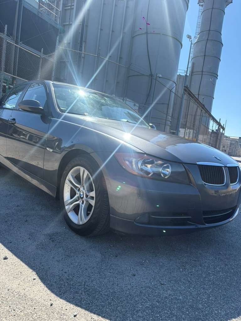 BMW 328i