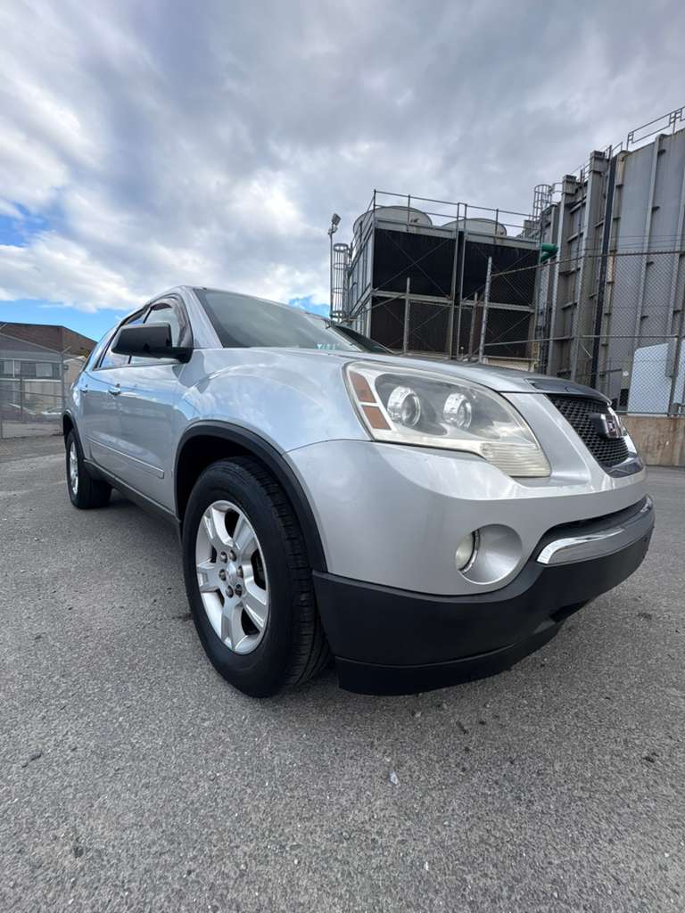 2010 GMC Acadia SLE