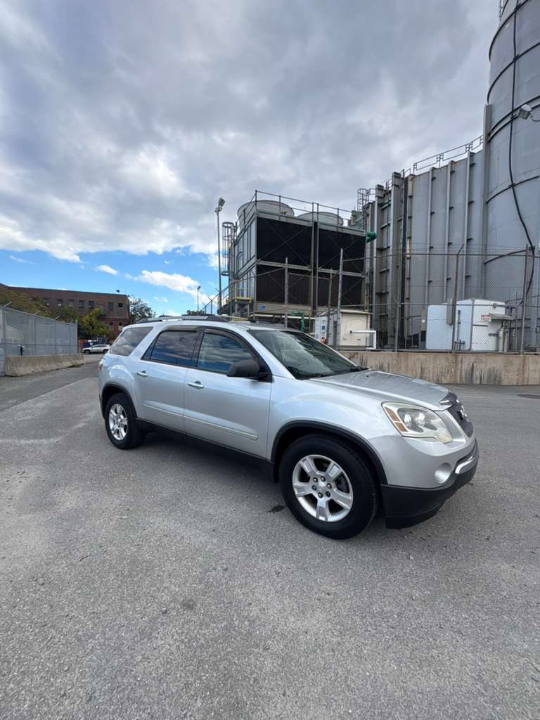 2010 GMC Acadia SLE