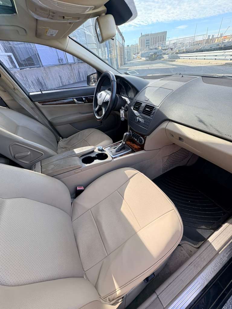 2010 Mercedes-Benz C300 4MATIC