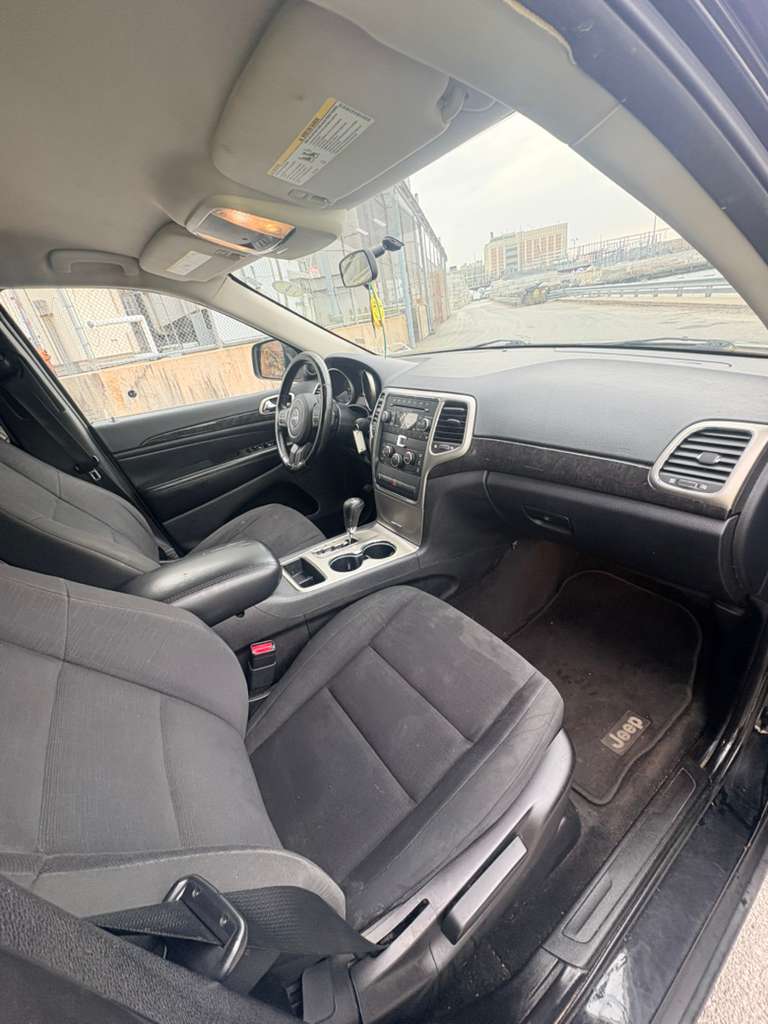 Jeep Grand Cherokee Laredo