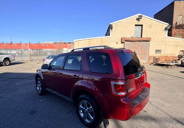 Ford Escape Limited – NYC WP Cars