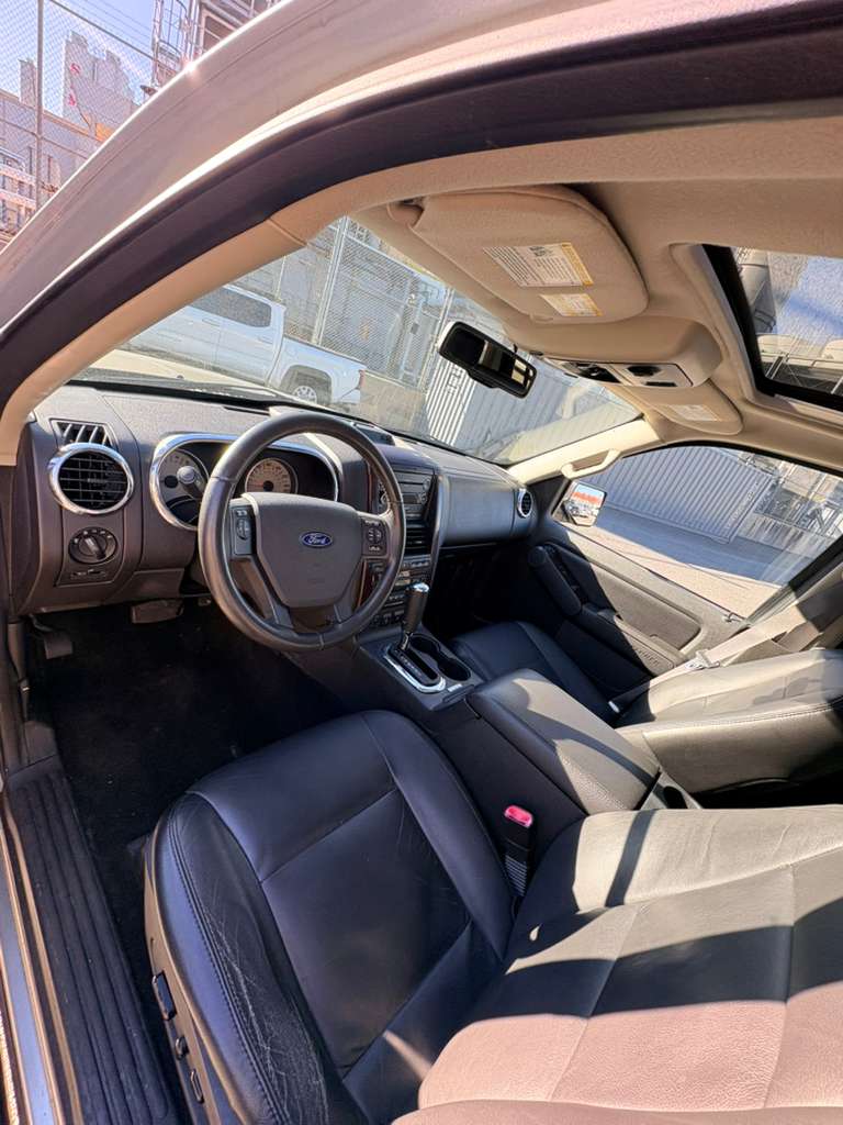 Ford Explorer Limited