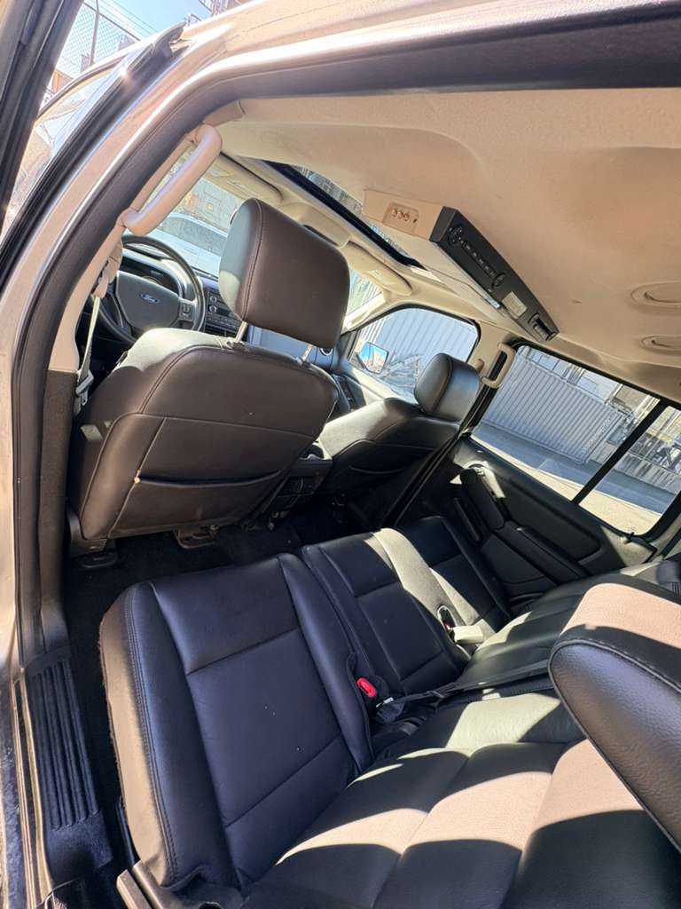 Ford Explorer Limited