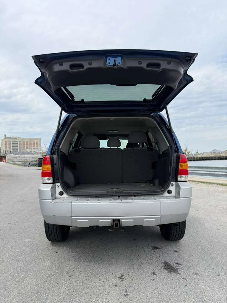 Ford Escape XLT V6