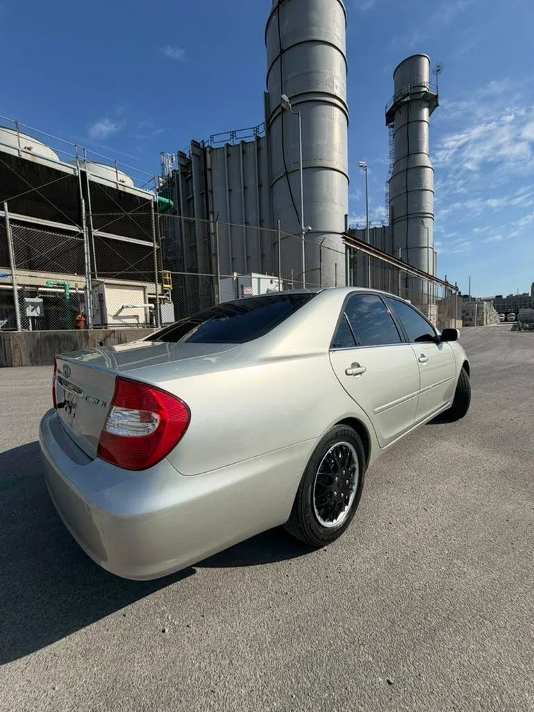 2002 Toyota Camry XLE Sedan