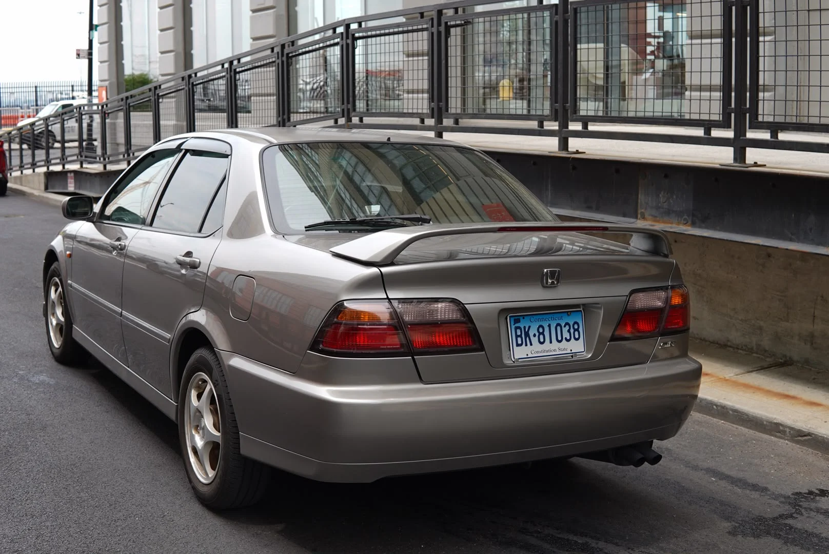 2000 Honda Accord SiR (RHD)