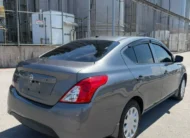2018 Nissan versa